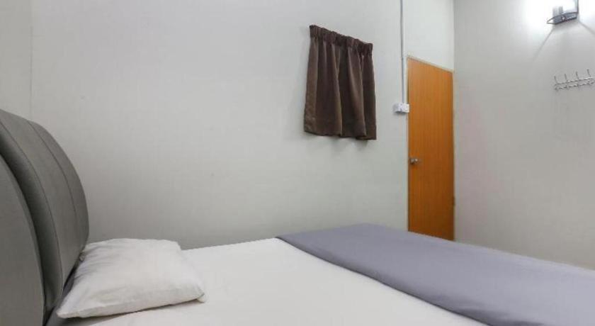 Hotel Spot On 89751 Bed Station